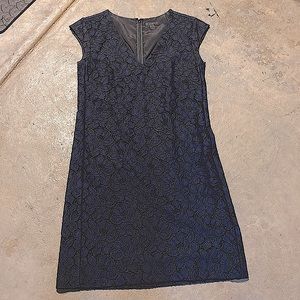 Jcrew Navy and Black Floral Lace Dress! 
Excellent Condition!  Size 2